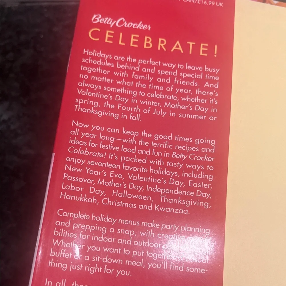 Betty Crocker Celebrate! Cookbook for the Holidays. Like new hardcover